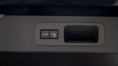 Toyota Land Cruiser VXR Diesel Full Option-23