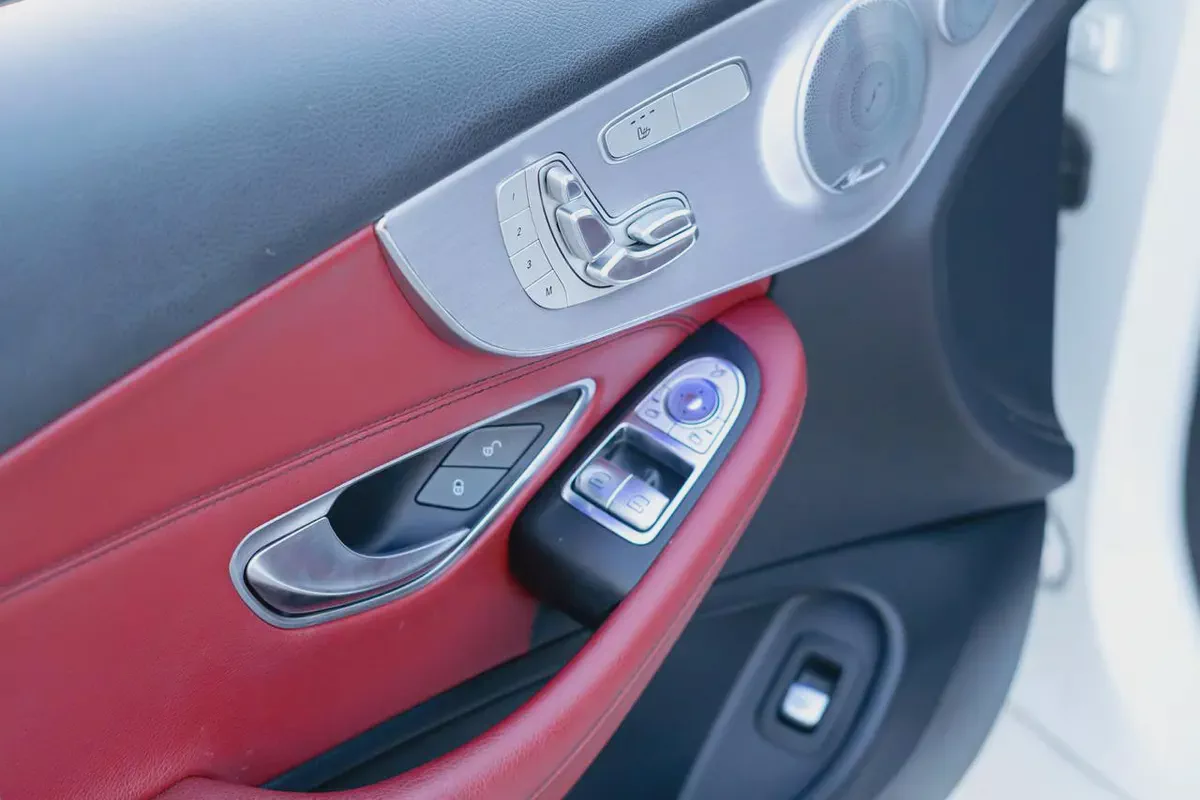 mercedes-c300 coupe 2020-13-13