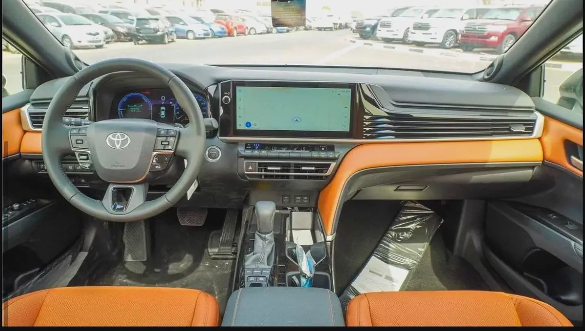 2026 Toyota Camry Lumiere 2.5L HUBRID GCC SAUDI SPEC-9-9