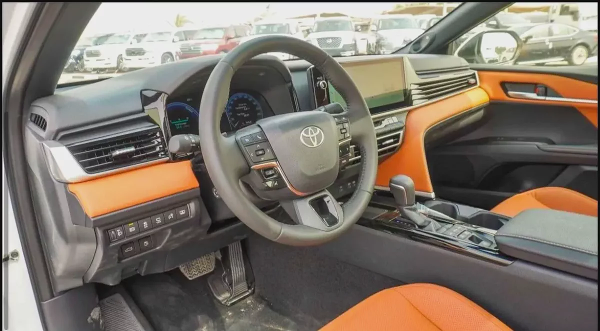 2026 Toyota Camry Lumiere 2.5L HUBRID GCC SAUDI SPEC-11-11