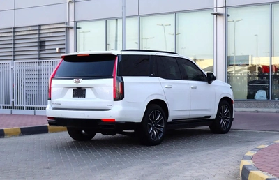 Cadillac Escalade Platinum Luxury 2021 GCC – Full Option – Original Paint-16