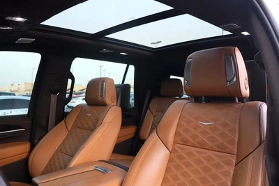 Cadillac Escalade Platinum Luxury 2021 GCC – Full Option – Original Paint-3