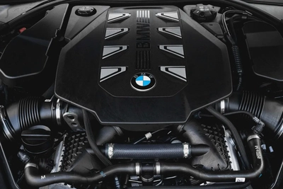 9,400 P.M |  M760 xDrive | 0% Downpayment | BMW WARRANTY & SERVICE!-13