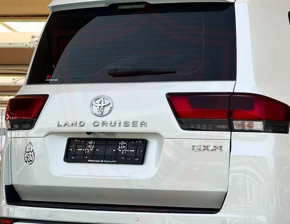 Toyota Land Cruiser GXR 3.5 L | | GCC | Accident-Free | In Excellent Condition | 4452 P.M-7-0