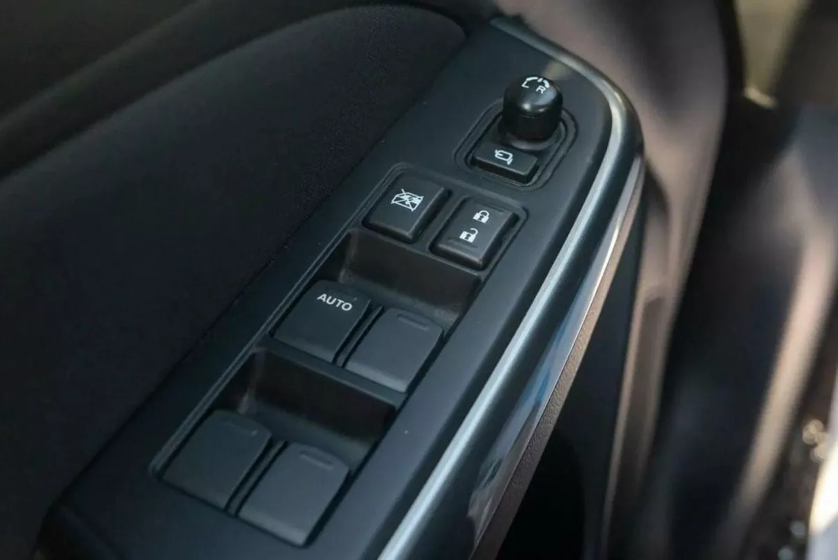 Suzuki Dzire GLX - 1.2L – Petrol - Grey-13-0