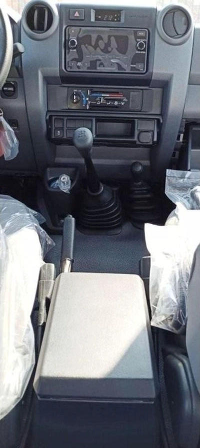 Toyota Land Cruiser Pick Up TOYOTA LAND CRUISER LC79 4.2L V6-7