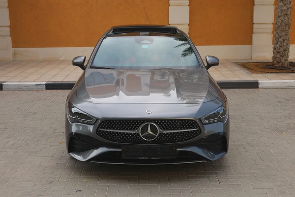 CLA250 4MATIC - GCC SPECS - 5 YEARS WARRANTY / SERVICE 105,000 KM - ACCIDENT FREE -