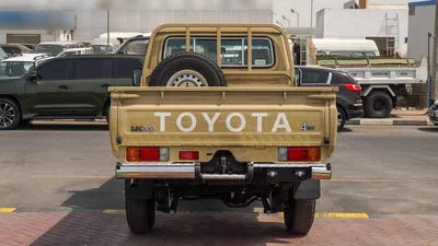 Toyota Land Cruiser Pick Up 4.0L  Oman Specs-15