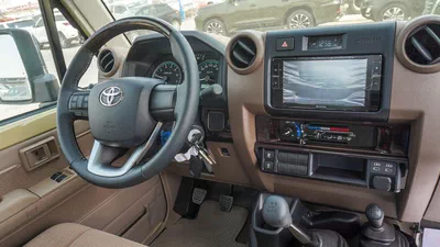 Toyota Land Cruiser Pick Up 4.0L  Oman Specs-6