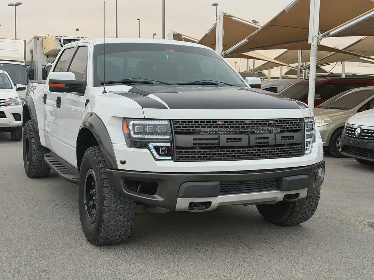Ford Raptor, 2013 white, 4 doors-2-2