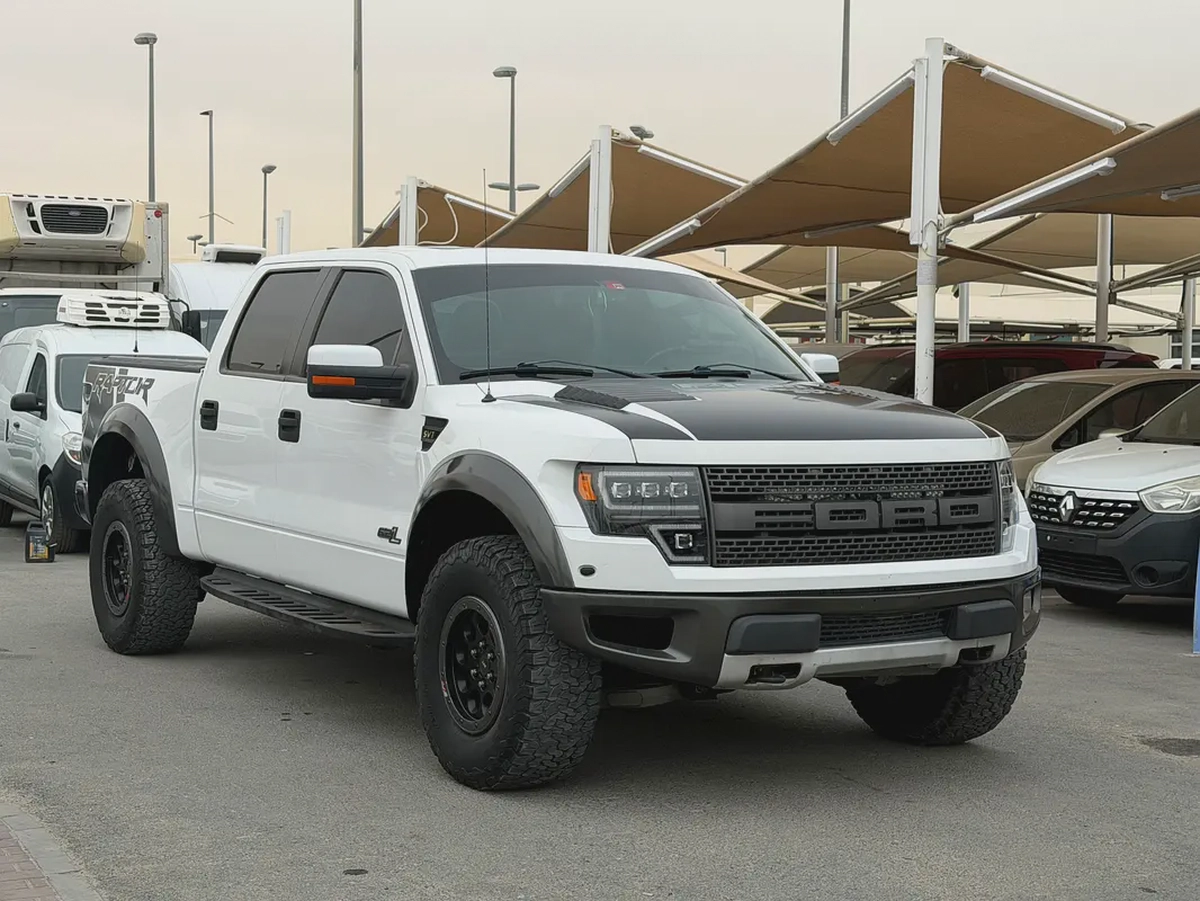 Ford Raptor, 2013 white, 4 doors-3-3