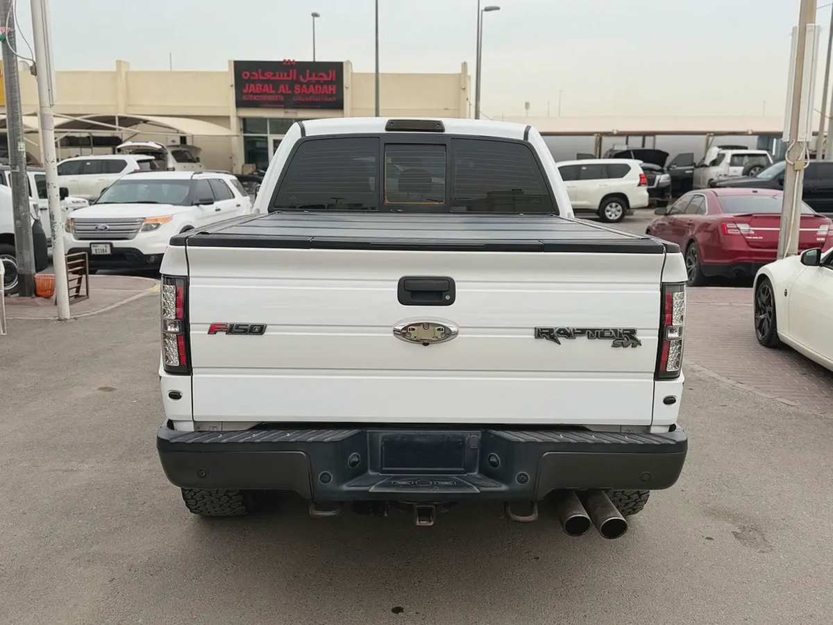 Ford Raptor, 2013 white, 4 doors-7-7