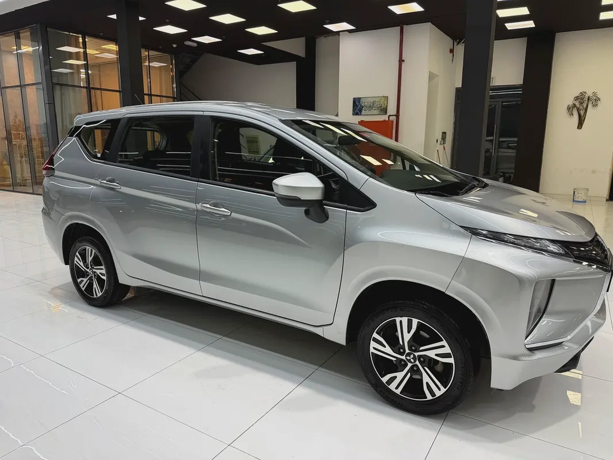 Mitsubishi Xpander GLS Top Line 2022 GCC Specs Original Paint-2-2