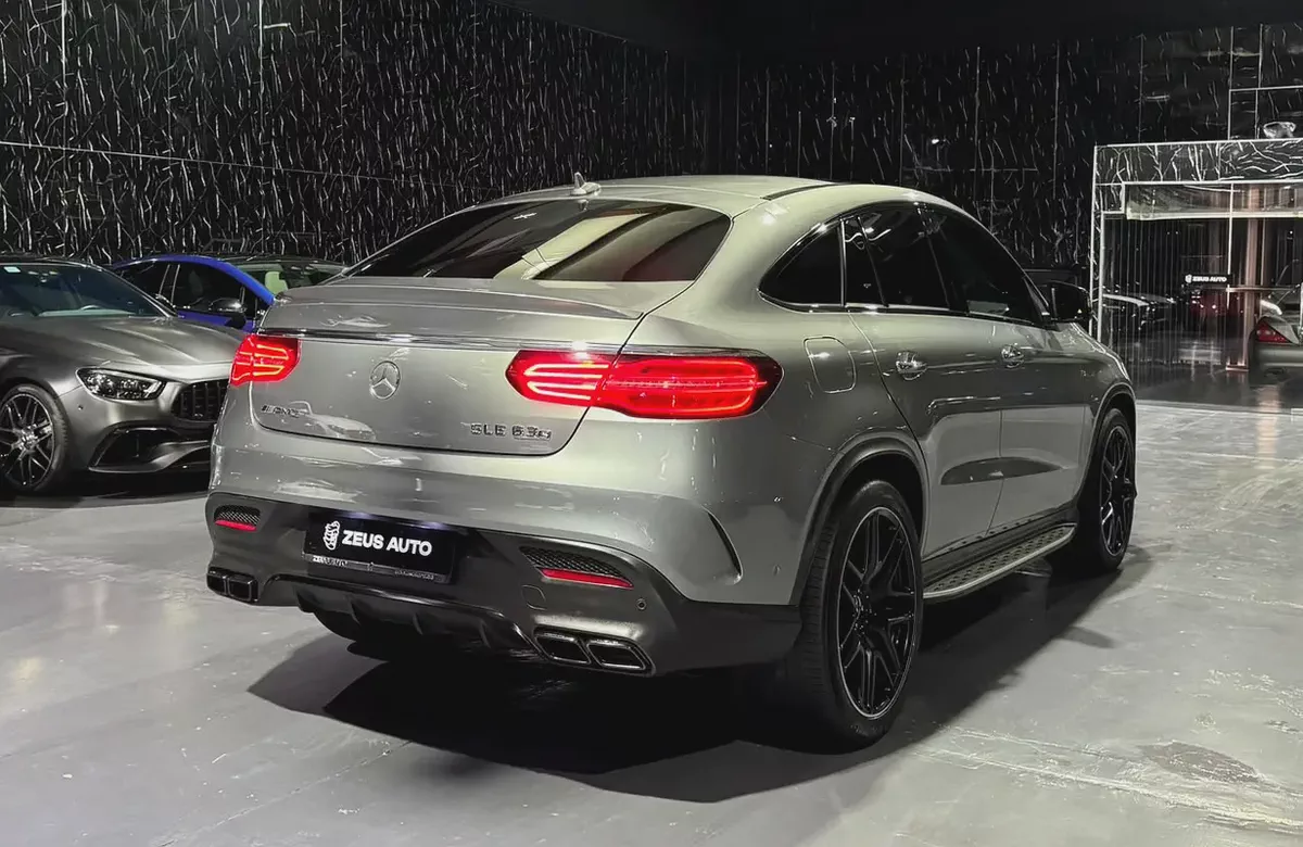 2016 Mercedes -Benz AMG GLE 63s | Low Mileage | GCC | Recently Serviced-3-3