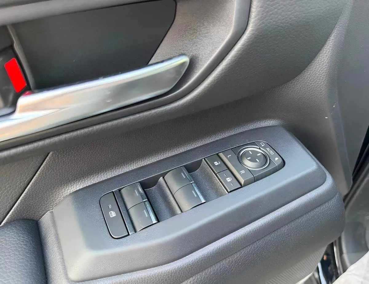 Toyota Prado VXR PRADO || 2.4L V4 Petrol || Adventure High Option || 360* Camera || Only for Africa Special Price-18-0
