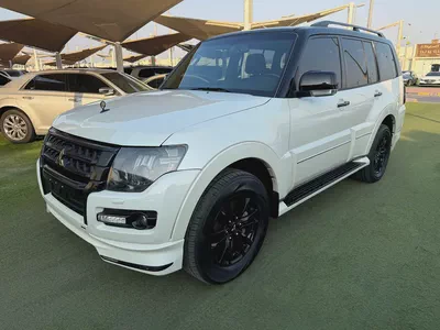 Mitsubishi Pajero -2020-Signature Edition- GCC-free accident-original paint-SERVICE ALFUTTAIM-0