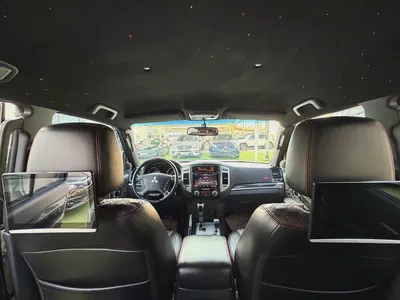 Mitsubishi Pajero -2020-Signature Edition- GCC-free accident-original paint-SERVICE ALFUTTAIM-12