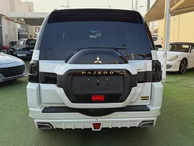 Mitsubishi Pajero -2020-Signature Edition- GCC-free accident-original paint-SERVICE ALFUTTAIM-3