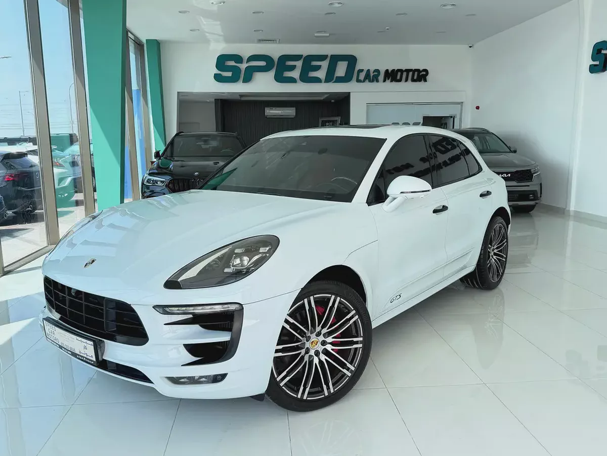 Porsche Macan GTS 2017 | GCC Specs | Pristine Condition-9-9