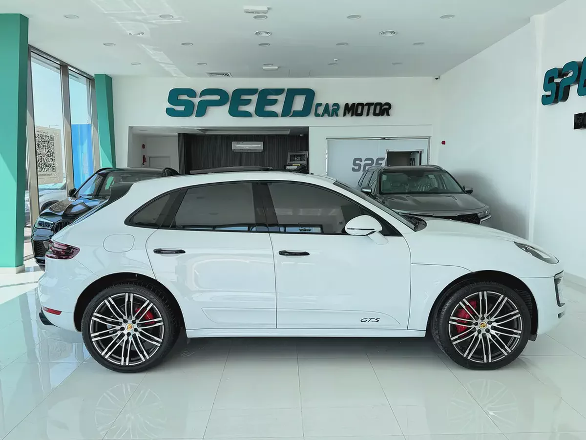 Porsche Macan GTS 2017 | GCC Specs | Pristine Condition-18-18