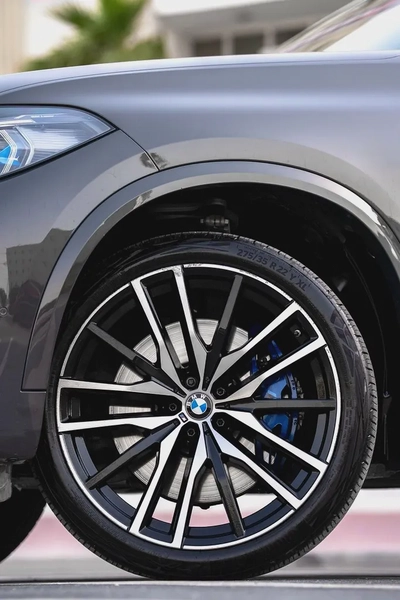 BMW X5 M50i 2022 GCC Specs - Under AGMC Warranty and Service - Full Service Record-6