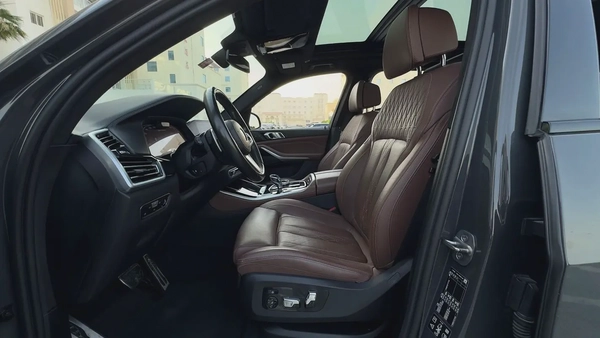 BMW X5 M50i 2022 GCC Specs - Under AGMC Warranty and Service - Full Service Record
