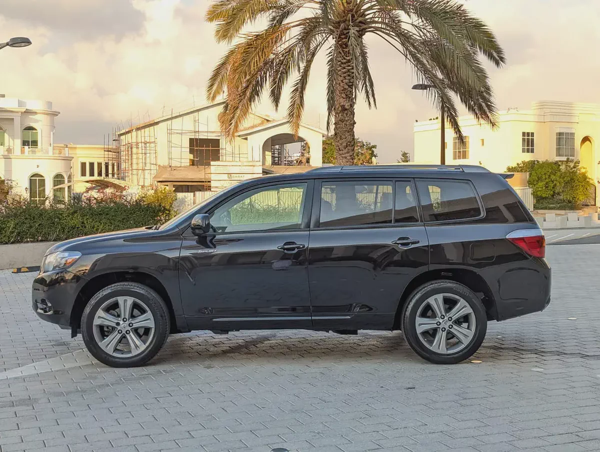 Toyota Highlander V6 2009 | 3.5L V6 | Spacious  Reliable Family SUV-8-8