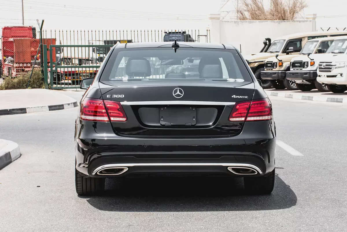 2015 -BENZ E300 4MATIC - JAPANESE SPECS- ONLY 84,000 KM-6-6