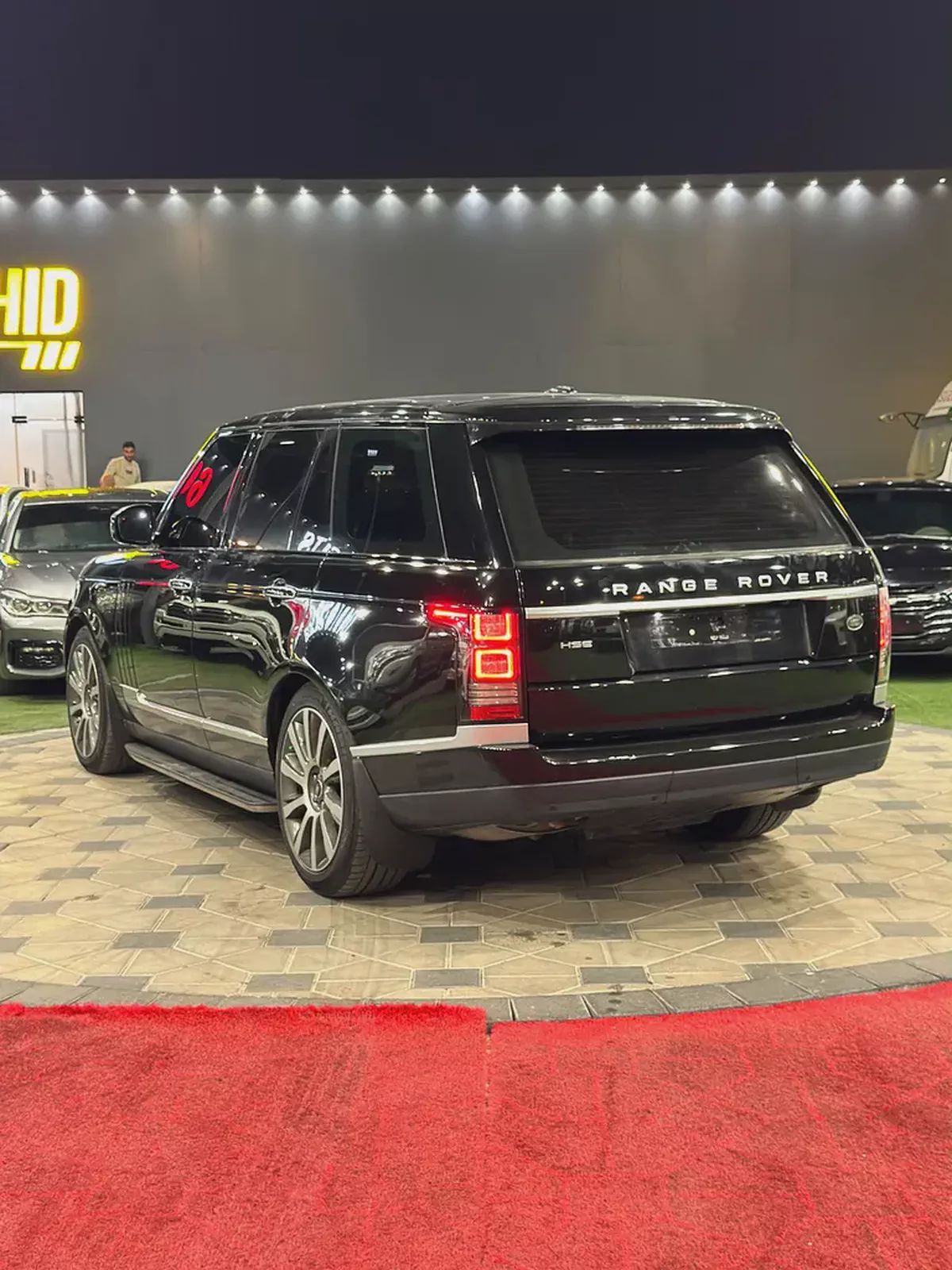 2015 Land Rover Range Rover Vogue GCC Specs-5-5