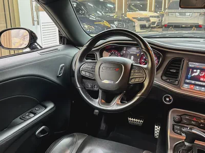 Dodge Challenger SXT Plus 2022 - American Specs - Pristine Condition-9