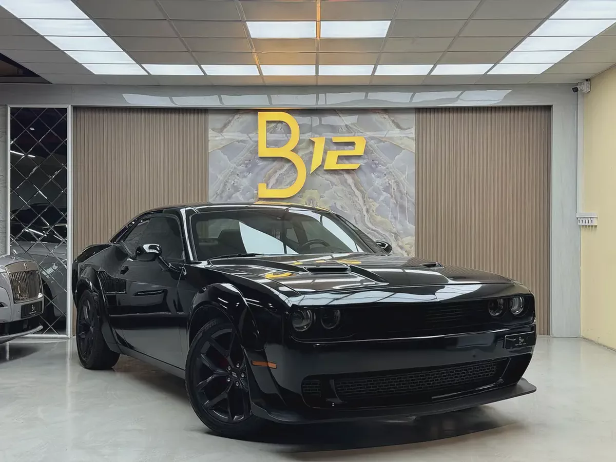 Dodge Challenger SXT Plus 2022 - American Specs - Pristine Condition-1-1