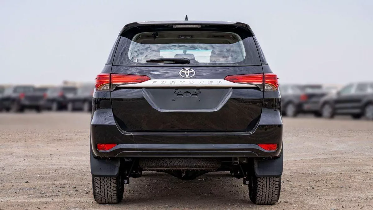 Toyota Fortuner EXR Toyota Fortuner 2.7L Petrol 4X4 MY2025-4-0