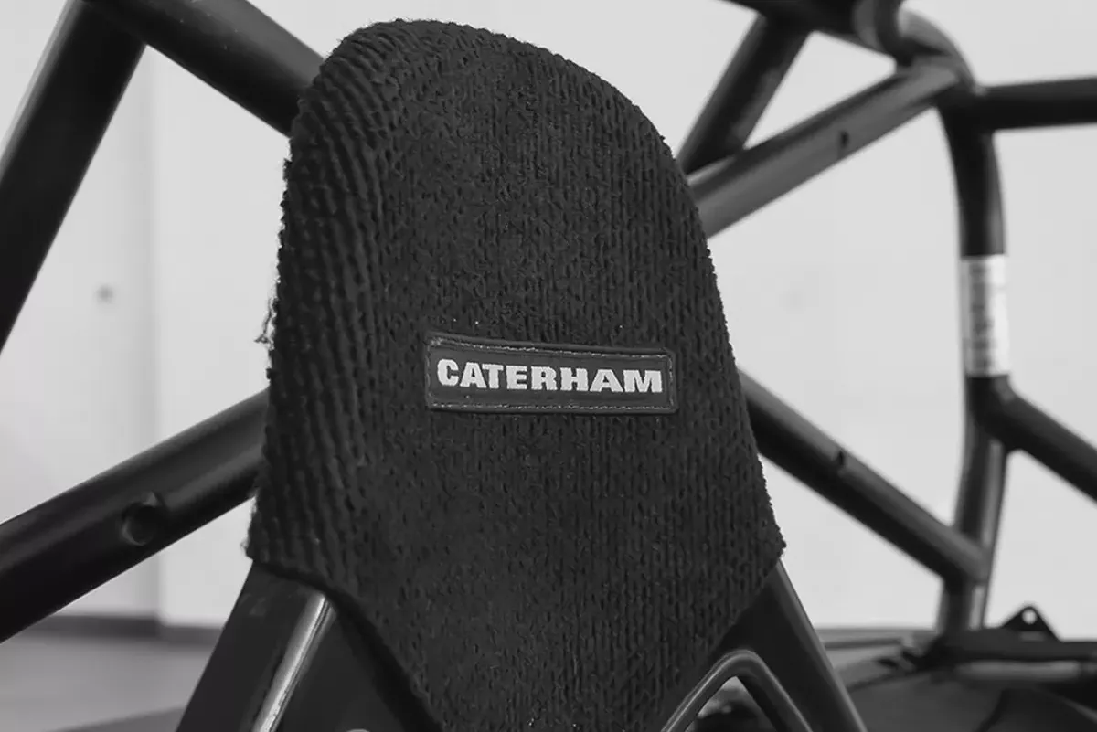 CASH ONLY: 149,000 AED | 1998 Caterham 240 Duratec-9-9