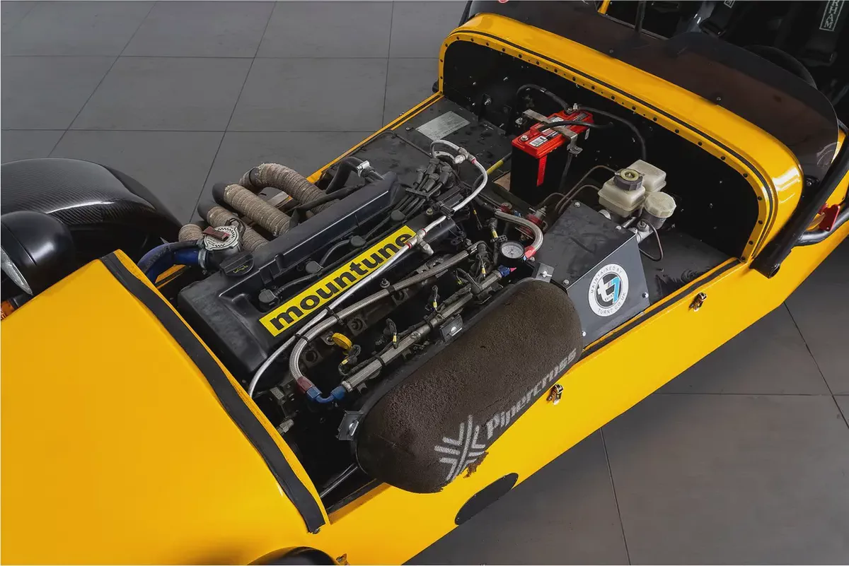 CASH ONLY: 149,000 AED | 1998 Caterham 240 Duratec-14-14