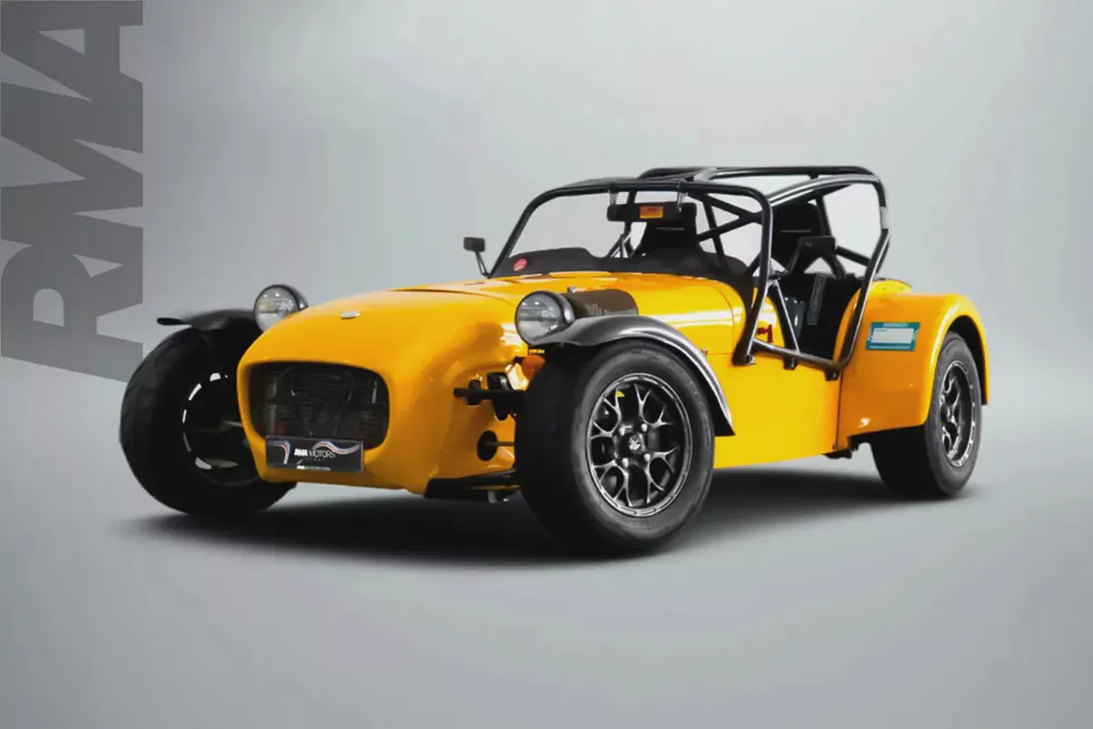 CASH ONLY: 149,000 AED | 1998 Caterham 240 Duratec