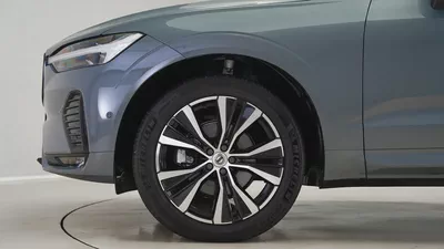2024 Volvo XC60 B5 Ultimate Dark | GCC Specs | Volvo Active Warranty January 2028-10