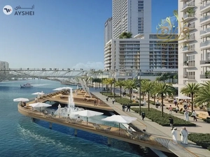 WATERFRONT VIEWS RARE OPPORTUNITY PRESTIGIOUS LIVING