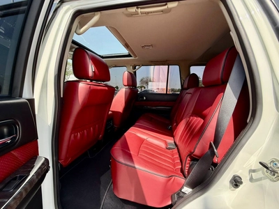 NISSAN PATROL SUPER SAFARI 4.8L V6 YEAR: 2023 FULL-SERVICE HISTORY WITH AGENCY UNDER WARRANTY !-1