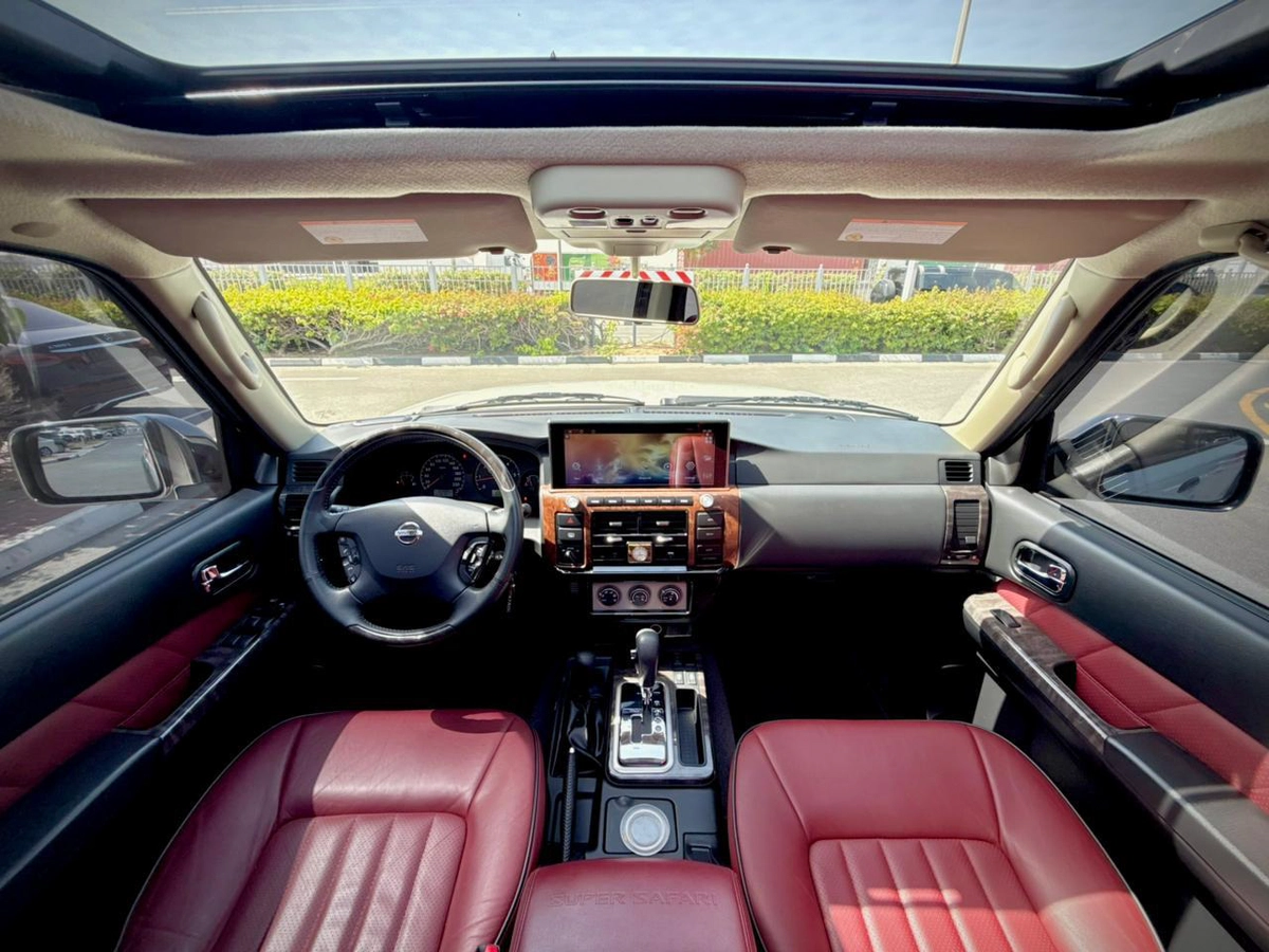 NISSAN PATROL SUPER SAFARI 4.8L V6 YEAR: 2023 FULL-SERVICE HISTORY WITH AGENCY UNDER WARRANTY !-11-11