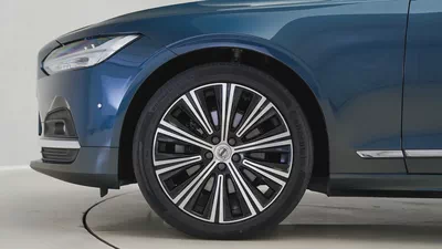 2024 Volvo S90 B5 Ultimate Bright | GCC Specs | Volvo Active Warranty December 2027-10
