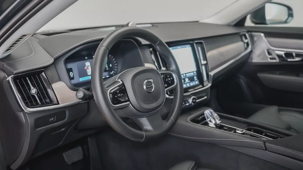 2024 Volvo S90 B5 Ultimate Bright | GCC Specs | Volvo Active Warranty December 2027-3-3