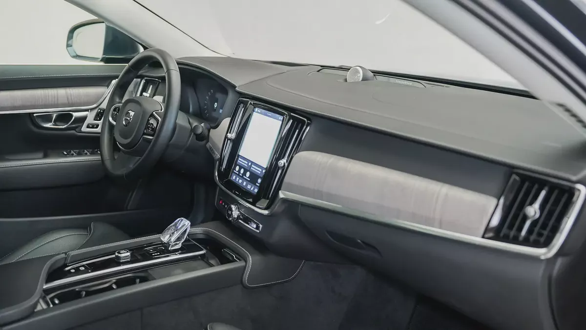 2024 Volvo S90 B5 Ultimate Bright | GCC Specs | Volvo Active Warranty December 2027-5-5