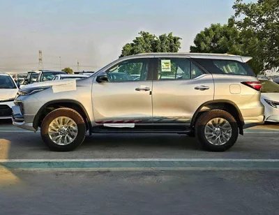 Toyota Fortuner VXR SR5 ADVENTURE / 4.0L V6 PETROL / CLIMATE WITH LEATHER SEATS /DIFFLOCK/ AUTO A/C (CODE # F6HA)-3