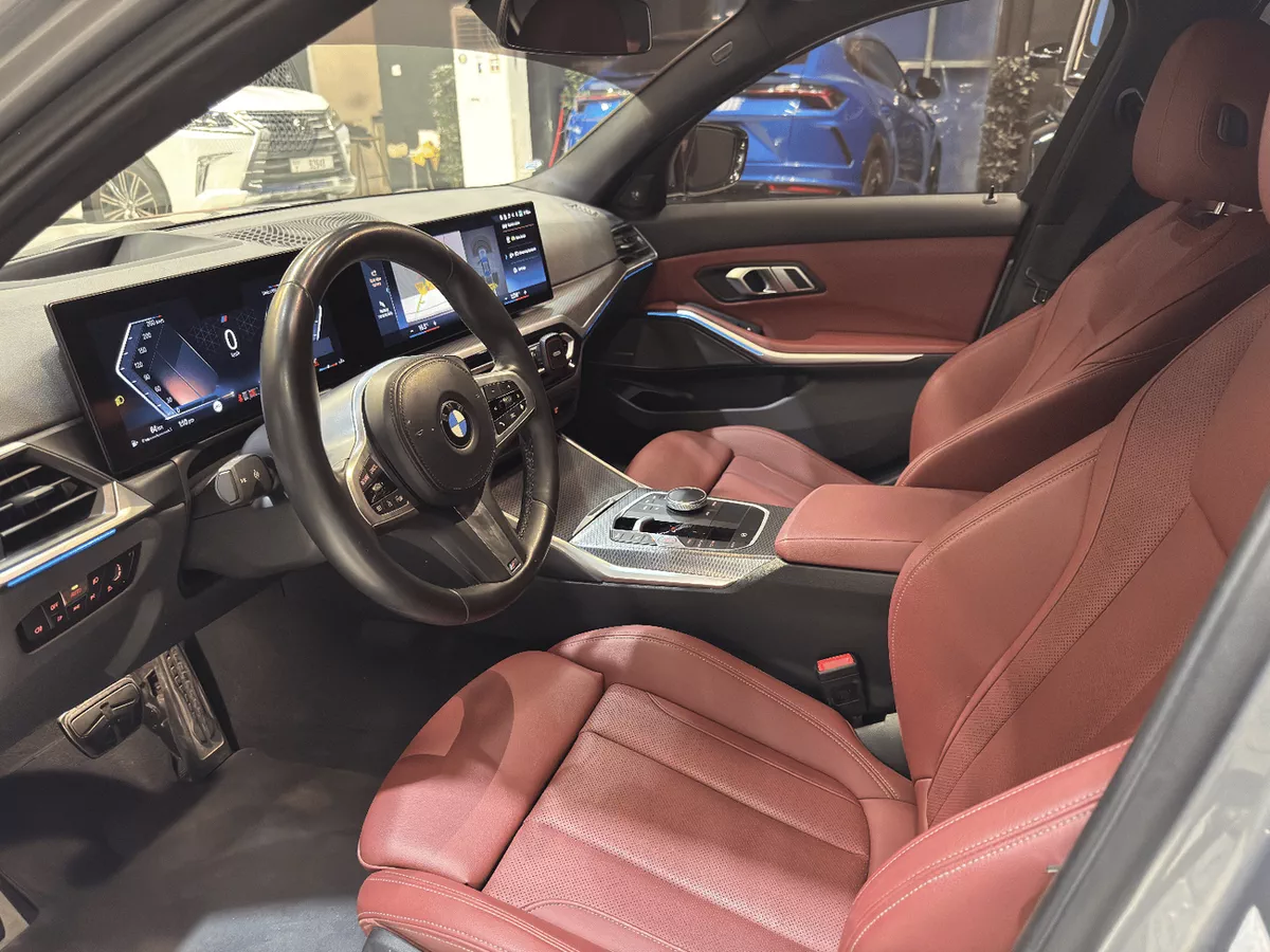 BMW 330i M SPORT-13-0