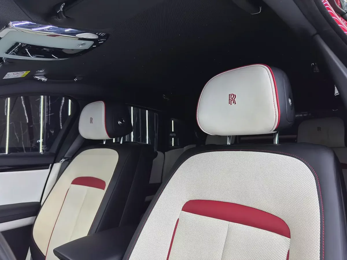 GCC | Low Mileage | Starlight Headliner | AGMC Warranty 08/2027 | AGMC Full Service History-17-17