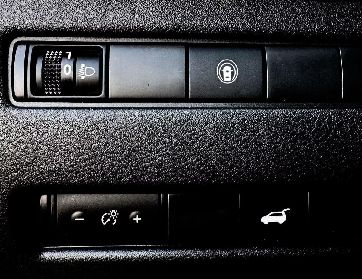 Nissan X Trail SV Nissan X-Trail Full Option | 2.5 L | 2023 | GCC | Accident-Free | In Excellent Condition | 1294 P.M-20-0