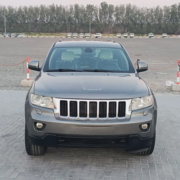 Jeep Grand Cherokee 2011 GCC Specs