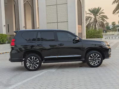 2020 Toyota Prado TXL  | GCC Specs Interior and Exterior Excellent Condition-7