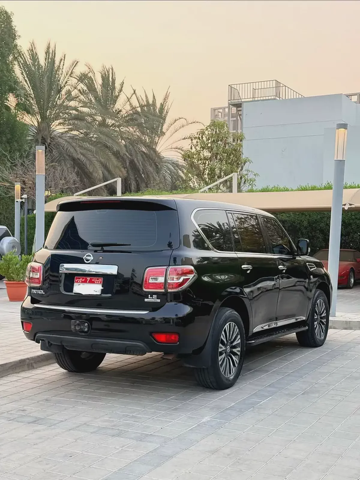 Nissan Patrol LE Titanium 2019 GCC Specs-2-2