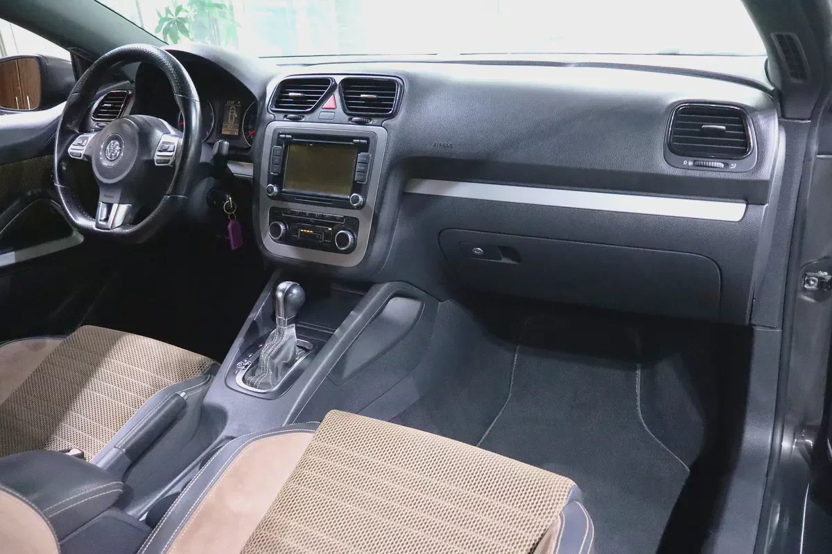 2.0 TSI . GCC Specs . Excellent Condition-12-12